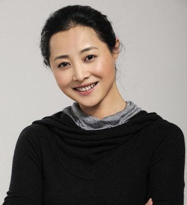 张蓓莉个人资料,才华横溢的艺术家与教育者